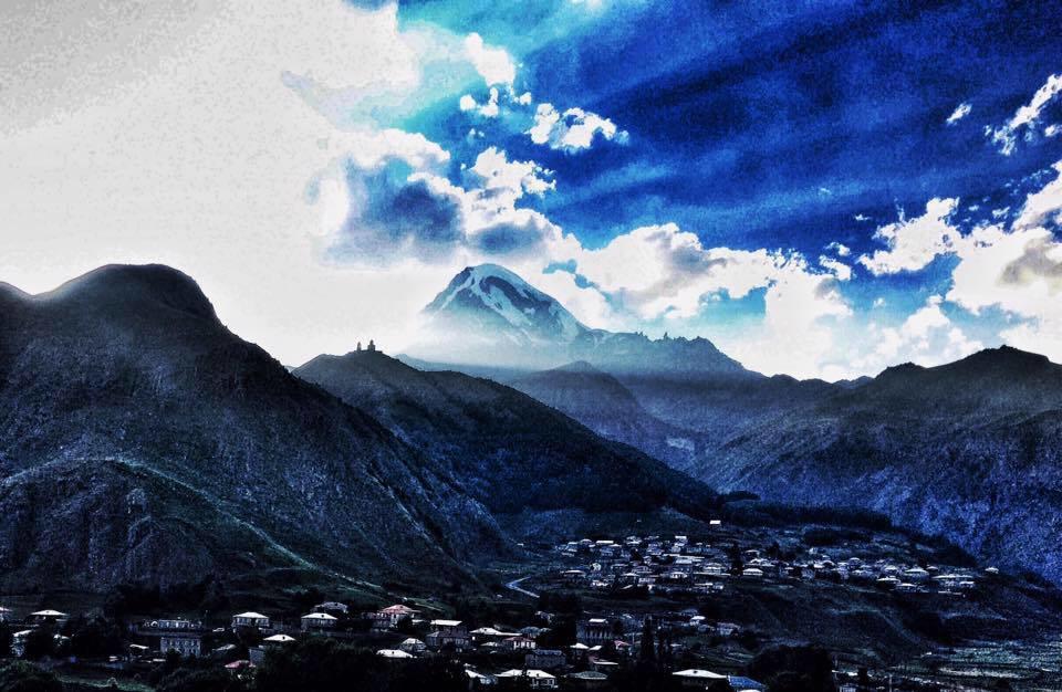 Guest House Dodo Kazbegi Ngoại thất bức ảnh